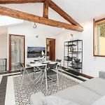 Apartmanhotel Bastion Ideally Located, Brightness, Sea Views 4*