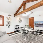Apartmanhotel Bastion Ideally Located, Brightness, Sea Views Menton