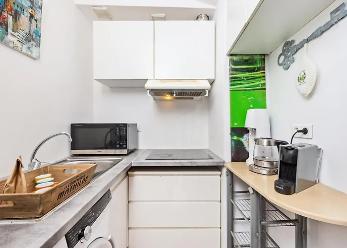 Bastion Ideally Located, Brightness, Sea Views Aparthotel