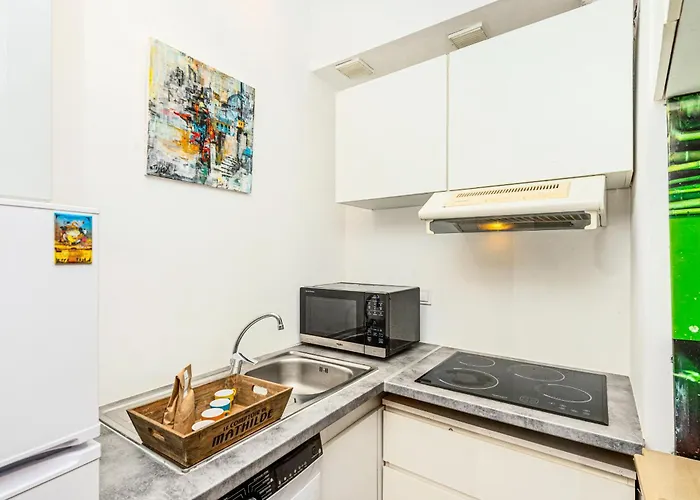 Bastion Ideally Located, Brightness, Sea Views Apartmanhotel Menton