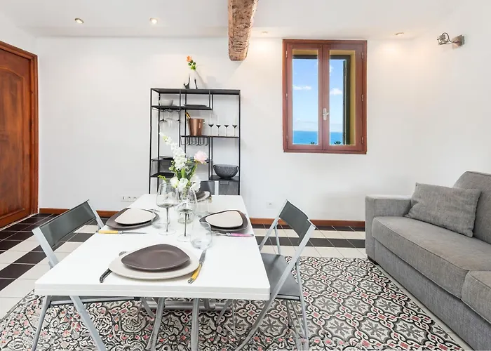 Bastion Ideally Located, Brightness, Sea Views Ξενοδοχείο με διαμερίσματα 4*