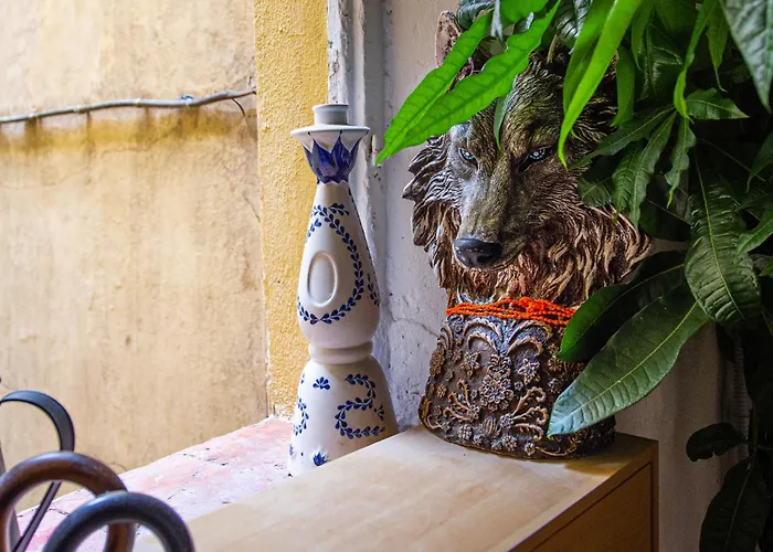 Bastion Ideally Located, Brightness, Sea Views 4* 芒通